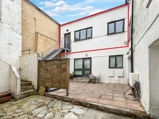 Flat for sale in Falmouth, Cornwall