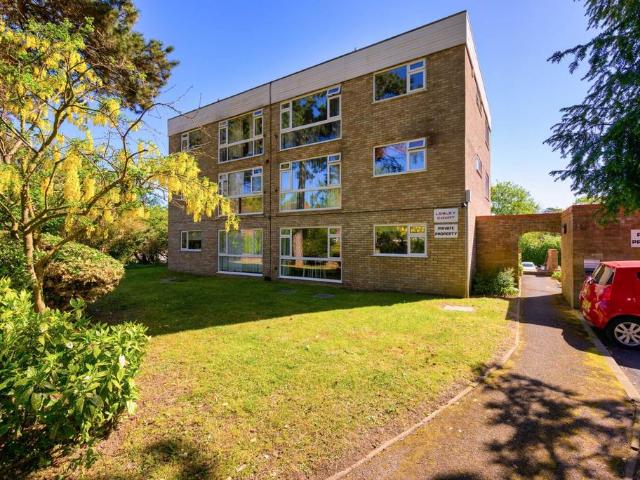 Flat for sale in Reading West, Reading
