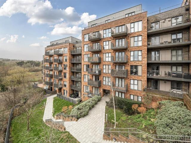Flat for sale in Ringlestone, Maidstone