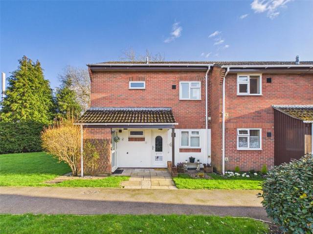 Flat for sale in Friars Cliff, Christchurch