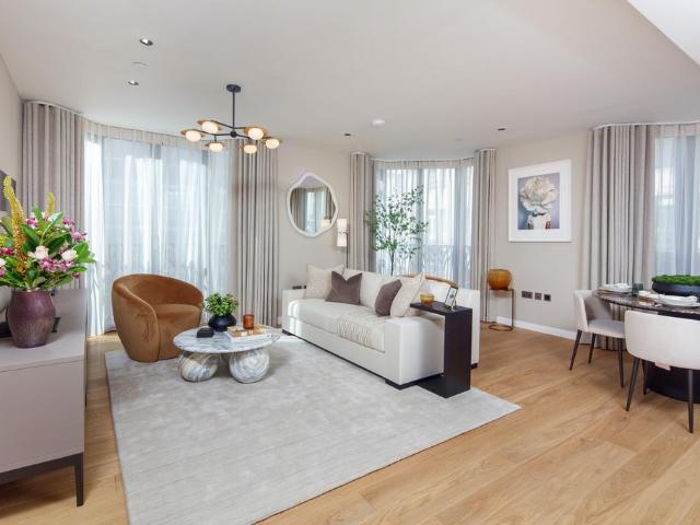 Flat for sale in East Marylebone, Marylebone