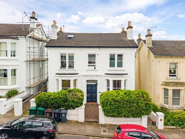 Flat for sale in Round Hill, Brighton & Hove