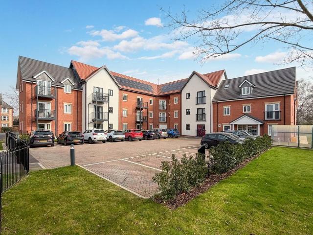 Flat for sale in Eastbridge, Suffolk