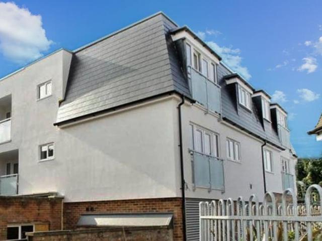Flat for sale in Blackwell, Perryfields