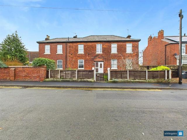 Flat for sale in Arksey, South Yorkshire