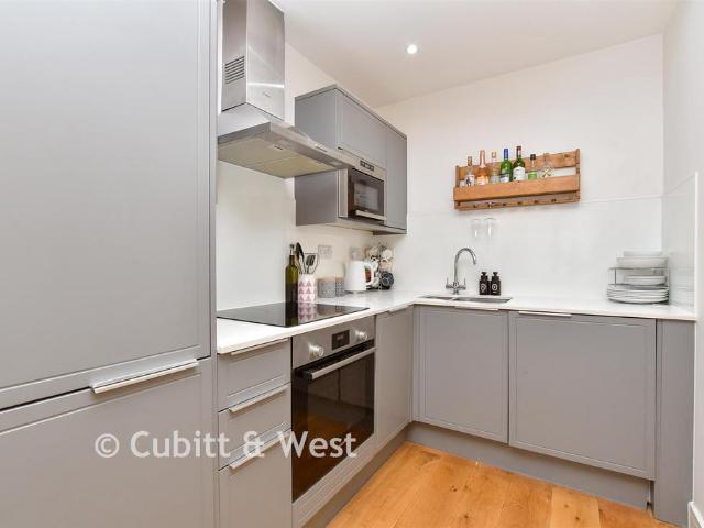 Flat for sale in Pachesham Park, Surrey