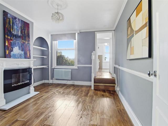Flat for sale in Brooklands, Monks Orchard