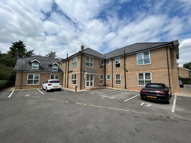 Flat for sale in Hessle, East Riding Of Yorkshire