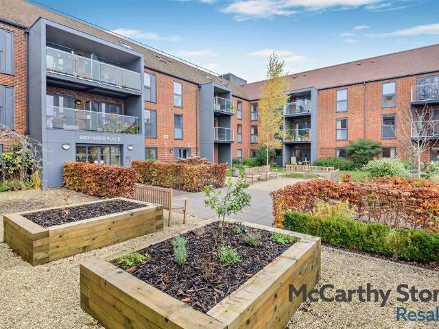 Flat for sale in The Soke, New Alresford