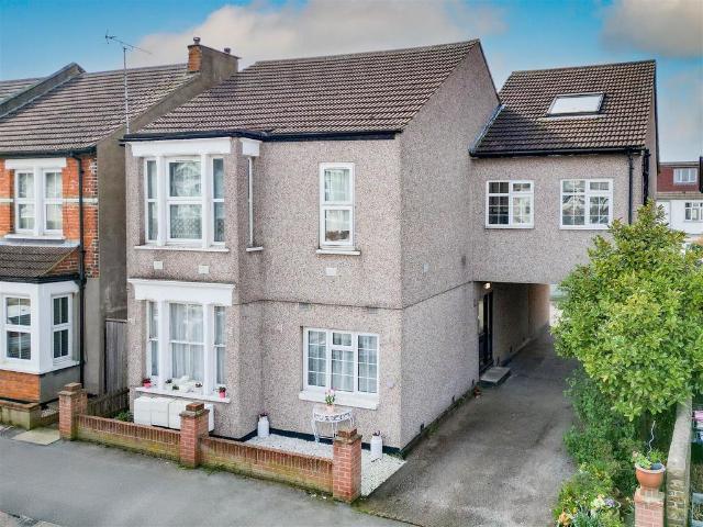 Flat for sale in Alton Barnes, Isle Of Man