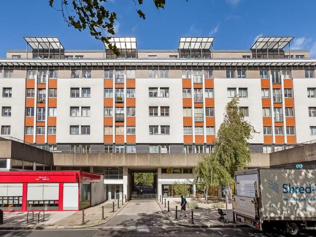 Flat for sale in London Borough of Bromley, Greater London