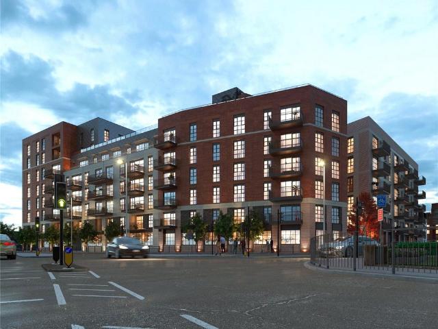 Flat for sale in Woking, Surrey
