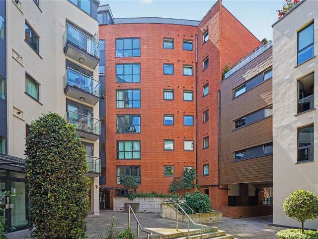 Flat for sale in Clerkenwell, Greater London