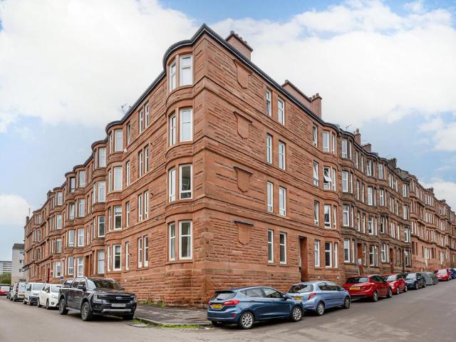 Flat for sale in Thornwood, Partick