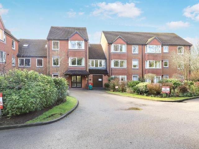 Flat for sale in Tettenhall, West Midlands
