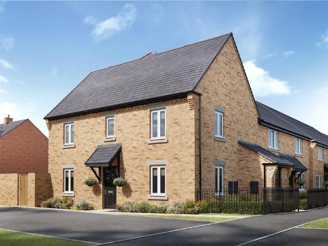Flat for sale in Priors Hall Park, Weldon