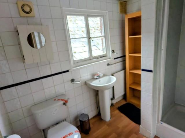Flat for sale in Slough, Isle Of Man