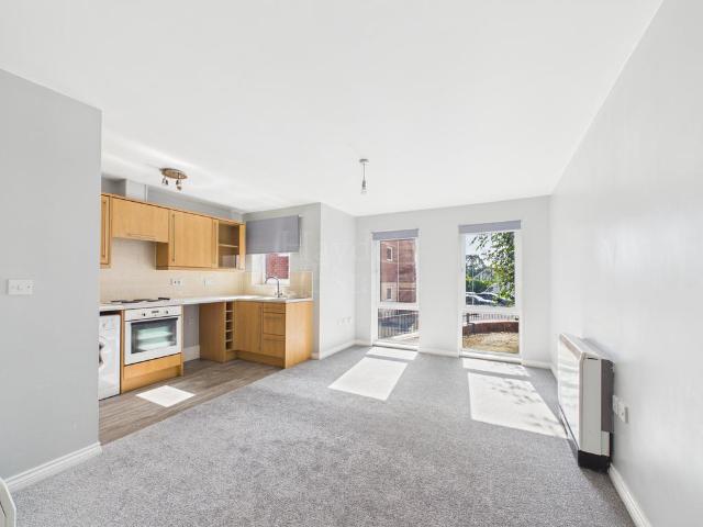 Flat for sale in Newtown, Wyre Forest