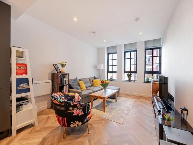 Flat for sale in Bell Farm, York