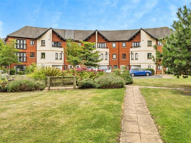 Flat for sale in West Midlands