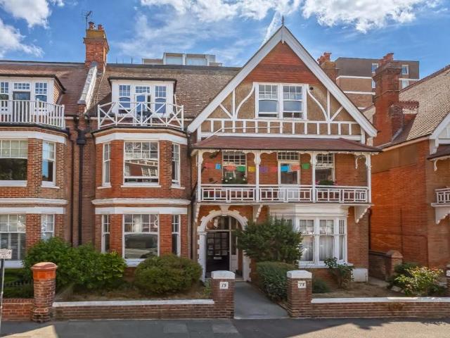 Flat for sale in Aldrington