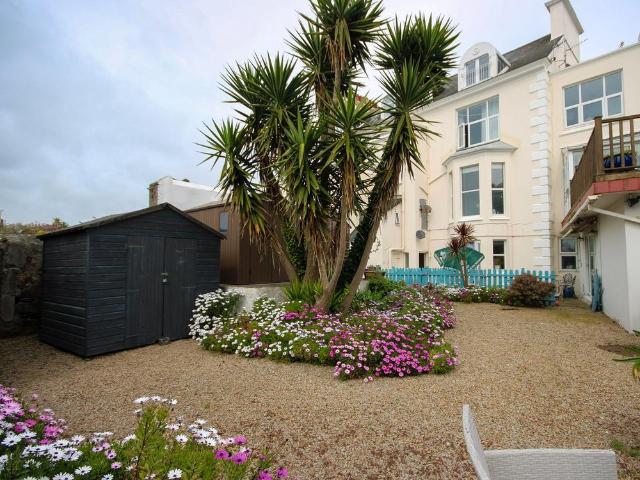 Flat for sale in St Helier, Isle Of Man