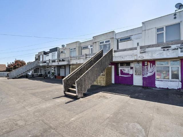 Flat for sale in Feckenham, City Of Bristol