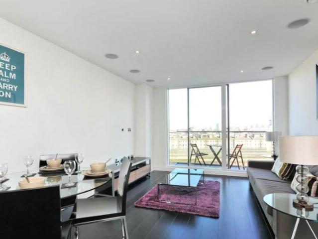 Flat for sale in Pimlico, Greater London