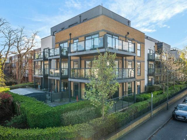 Flat for sale in Guildford Park, Westborough