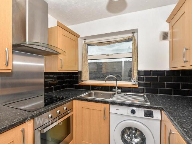 Flat for sale in Snodland, Bourne Vale