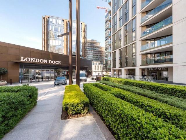 Flat for sale in St. George in the East, Wapping