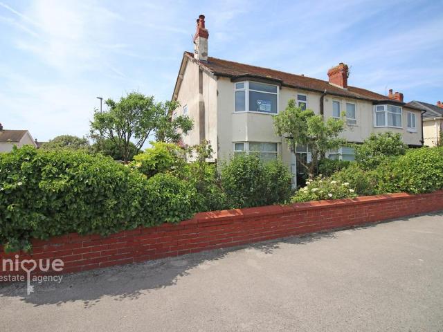 Flat for sale in Cabus, Lancashire