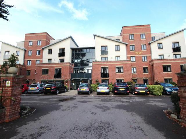 House for sale in West Cliff, Bournemouth