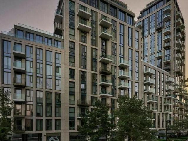 Flat for sale in St. George in the East, Wapping