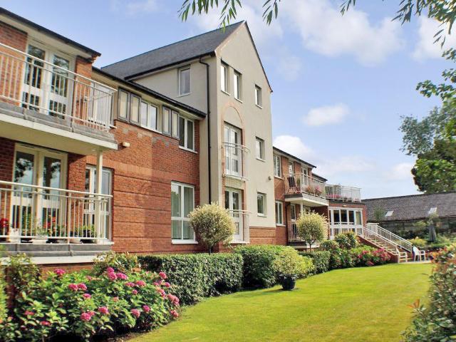 Flat for sale in Frankwell, Shropshire