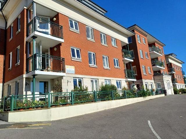 Flat for sale in Allington, Bridport