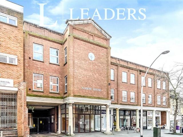 Flat for sale in Cauldwell, Bedford