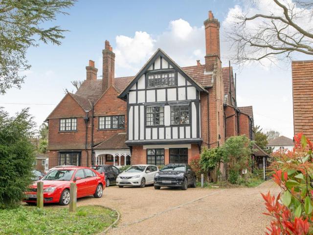 Flat for sale in Bickley, Greater London