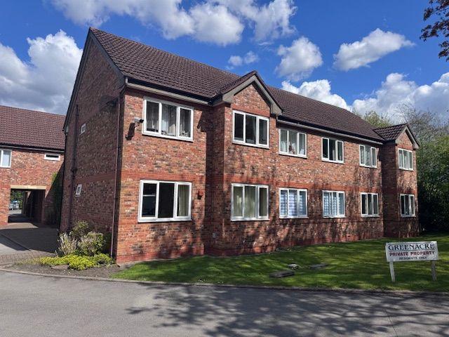 Flat for sale in Heald Green, Greater Manchester