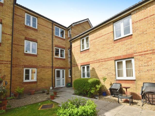 Flat for sale in Pentrebane, Cardiff