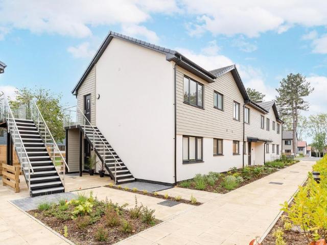 Flat for sale in Stokesby, Norfolk