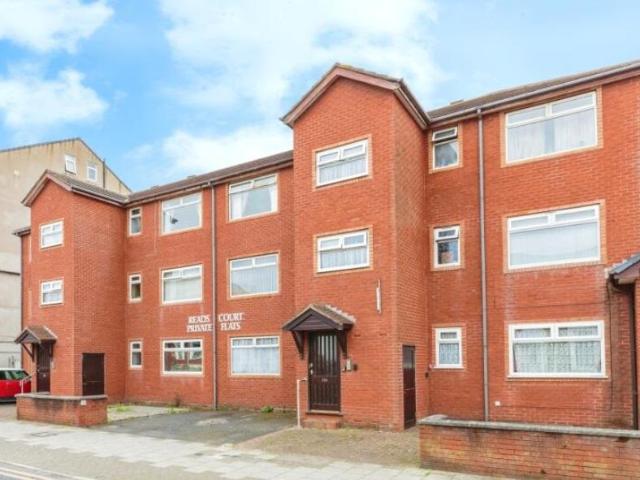 Flat for sale in Revoe, Blackpool