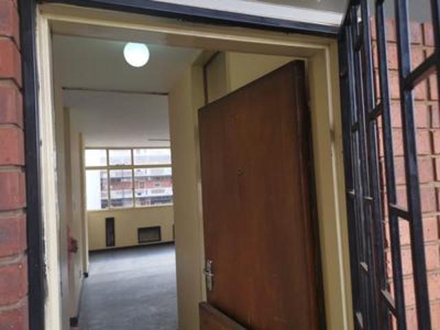 Apartment for sale in Waterkloof, Gauteng