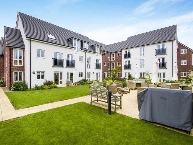 Flat for sale in Hucknall, East Midlands