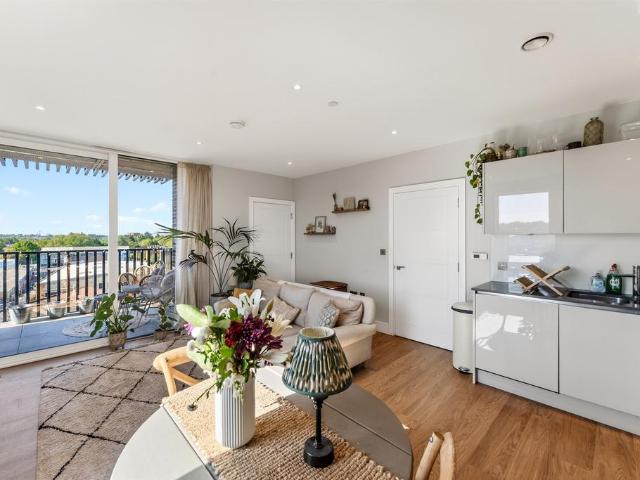 Flat for sale in London Borough of Merton, Greater London