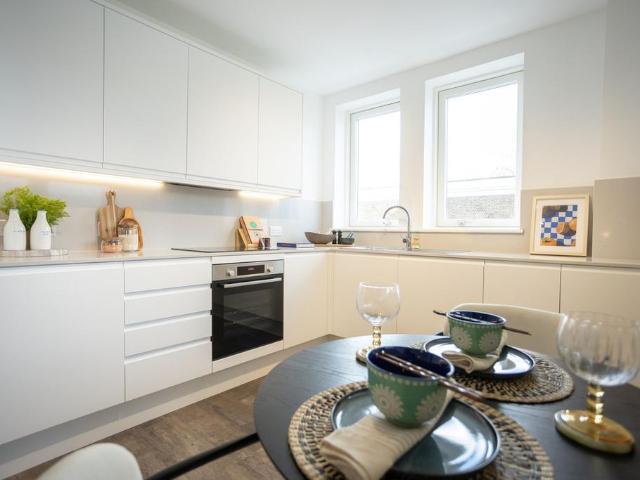 Flat for sale in Peckham, Greater London