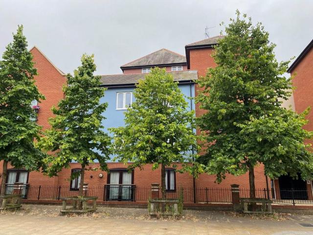 Flat for sale in Lakenham, Norwich