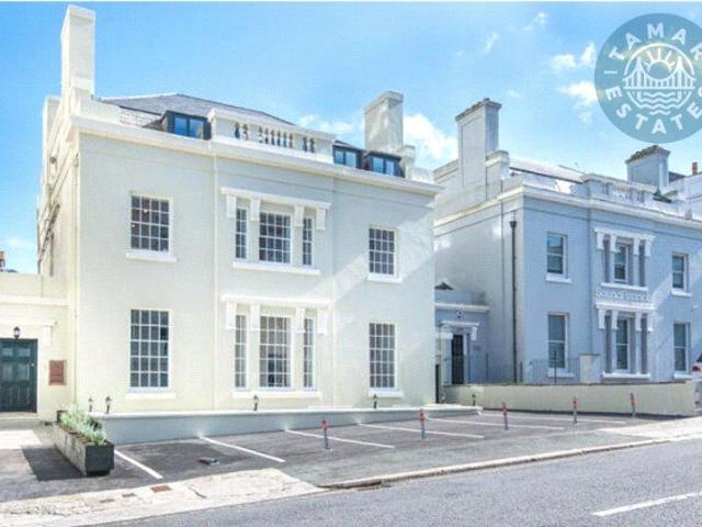 Flat for sale in Barbican, Mount Wise