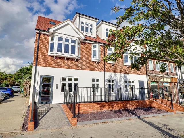 Flat for sale in Alton Barnes, Isle Of Man