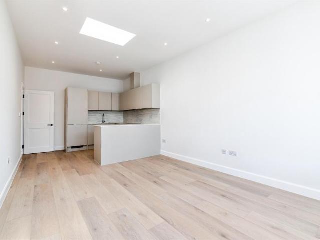Flat for sale in Old Town, Stevenage